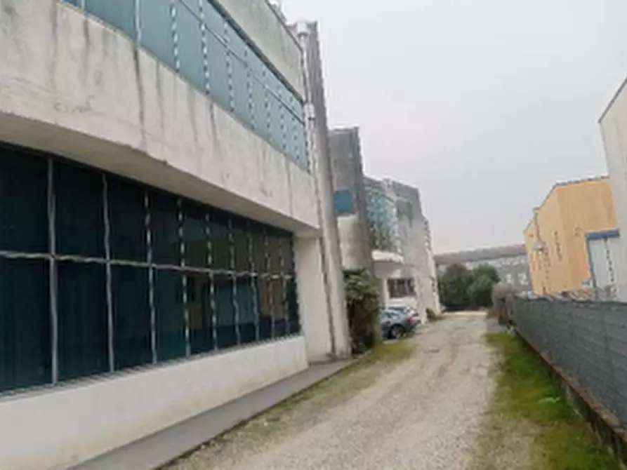 Immagine 12 di Capannone industriale in vendita  in Via Lombardia a Monastier Di Treviso