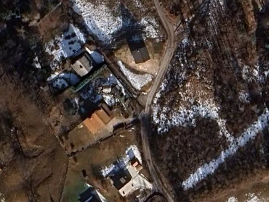 Immagine 5 di Porzione di villa in vendita  in Via Bisocca a Tambre