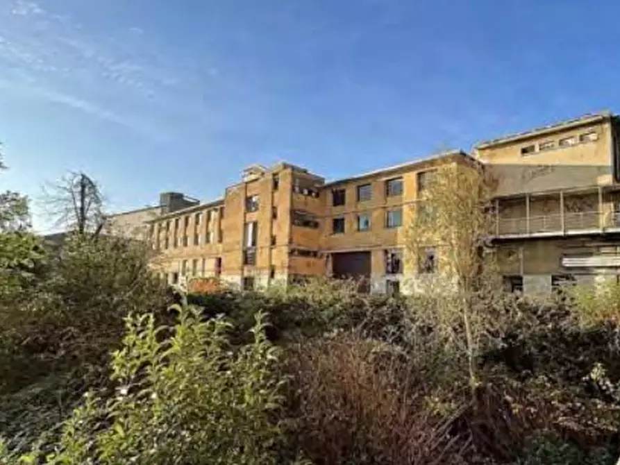 Immagine 3 di Capannone industriale in vendita  in Via Giuseppe Greppi a Casatenovo
