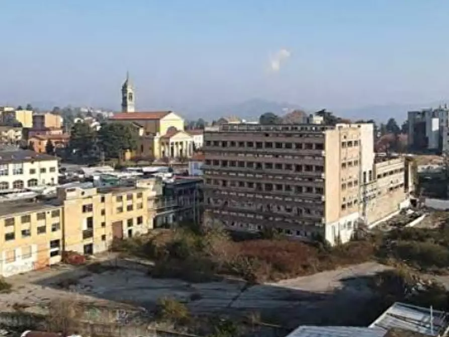 Immagine 5 di Capannone industriale in vendita  in Via Giuseppe Greppi a Casatenovo
