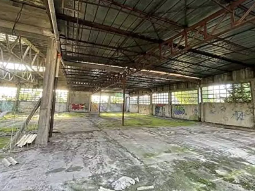 Immagine 15 di Capannone industriale in vendita  in Via Giuseppe Greppi a Casatenovo