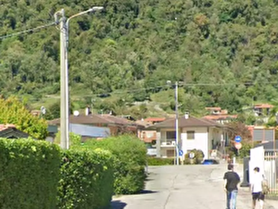 Immagine 5 di Posto auto in vendita  in Via delle Acquette a Cuveglio
