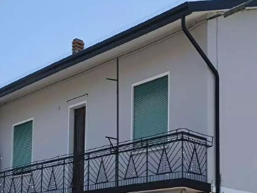 Immagine 1 di Porzione di casa in vendita  in Via Bosco Alto a Megliadino San Vitale