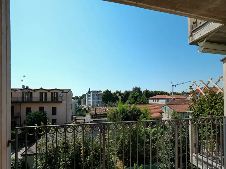 Immagine 2 di Appartamento in vendita  in Via Ottorino Respighi  a Gorgonzola