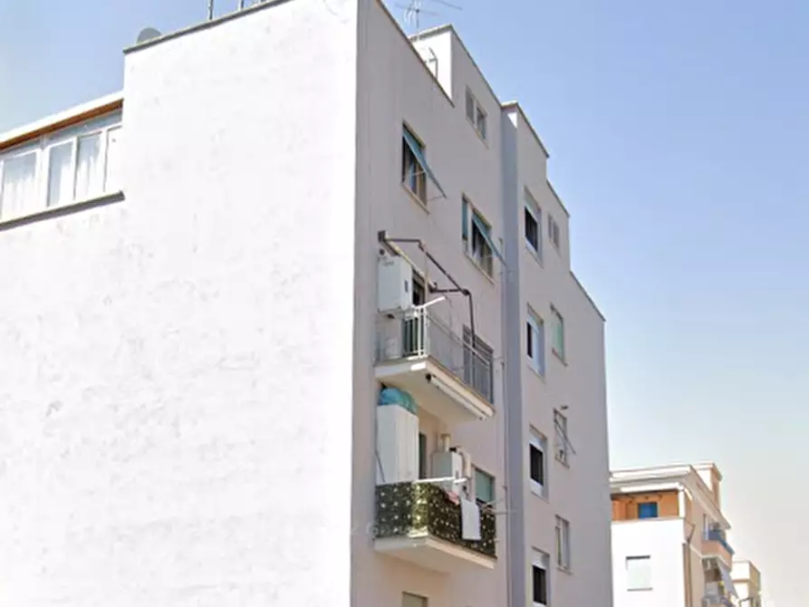 Immagine 2 di Appartamento in vendita  in Via del Campo a Roma