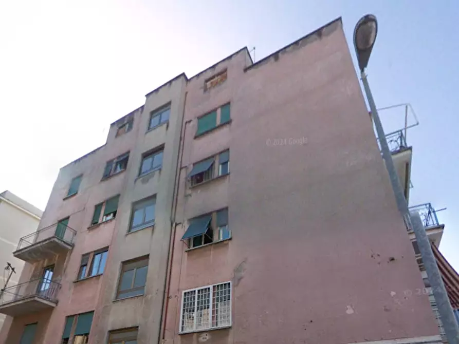 Immagine 5 di Appartamento in vendita  in Via del Campo a Roma