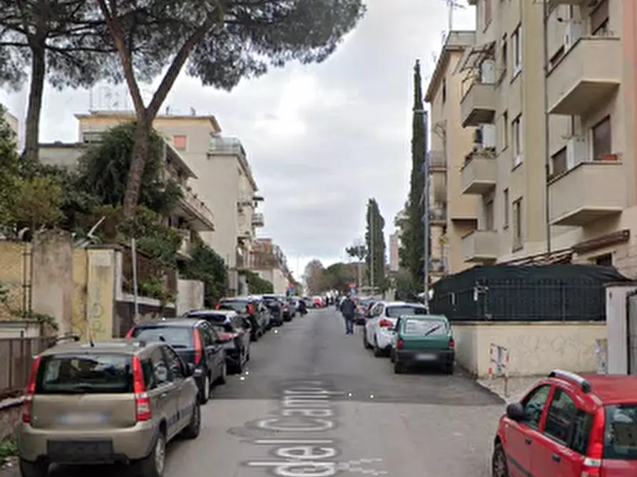 Immagine 6 di Appartamento in vendita  in Via del Campo a Roma