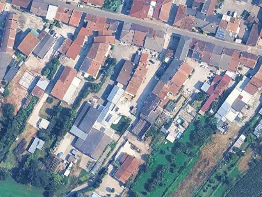 Immagine 7 di Appartamento in vendita  in Via Principe Amedeo a Villafranca Di Verona