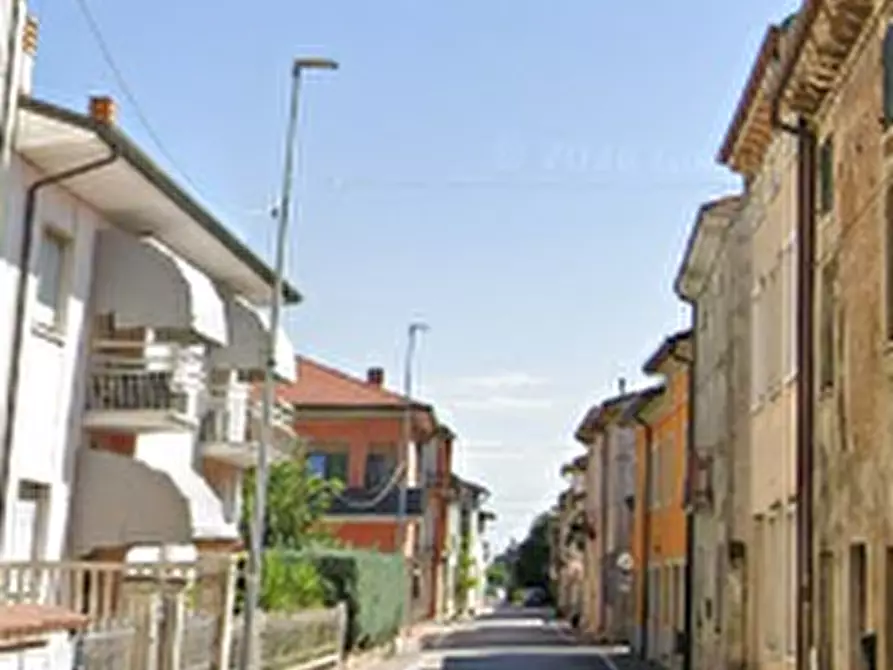 Immagine 9 di Appartamento in vendita  in Via Principe Amedeo a Villafranca Di Verona