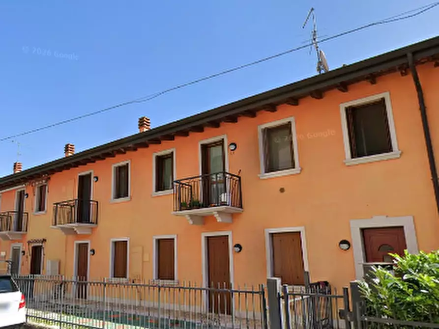Immagine 10 di Appartamento in vendita  in Via Principe Amedeo a Villafranca Di Verona