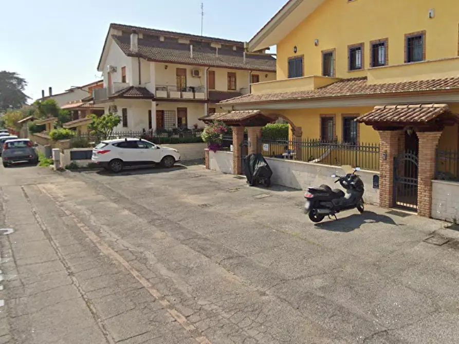 Immagine 1 di Terreno edificabile in vendita  in Via Luigi Pirandello a Tivoli