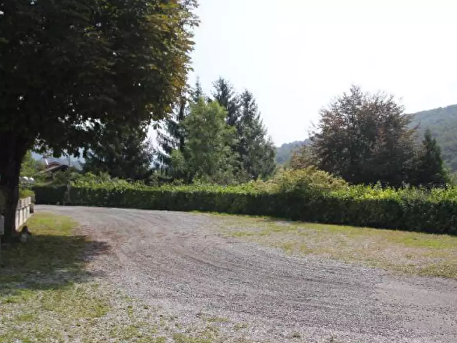 Immagine 9 di Hotel in vendita  in Via Provinciale a Alta Valle Intelvi