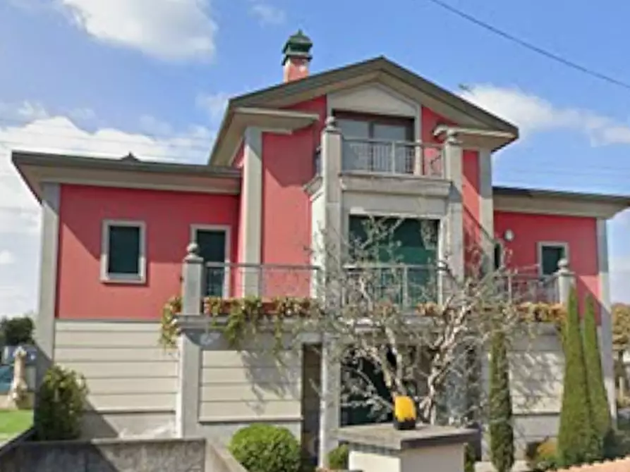 Immagine 5 di Villa in vendita  in Via Galeazze a Cortenuova