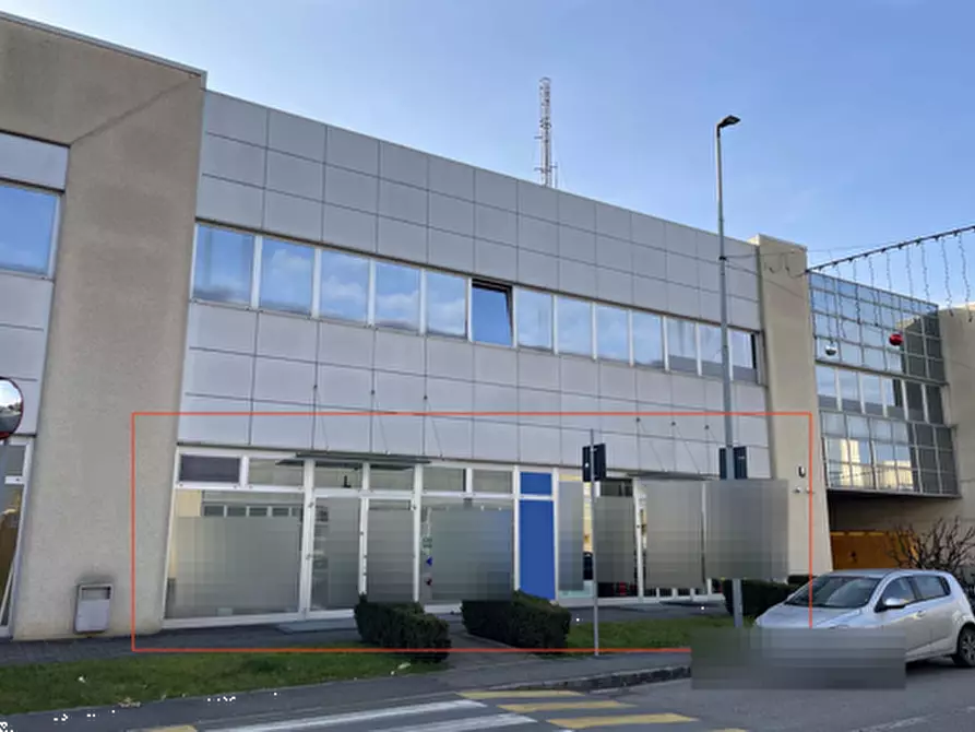 Immagine 3 di Capannone industriale in vendita  in Via Roggia Vignola a Treviglio