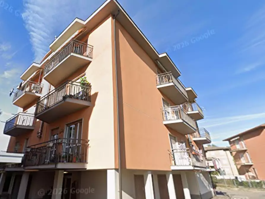 Immagine 4 di Appartamento in vendita  in Via Lotto Lorenzo a Presezzo