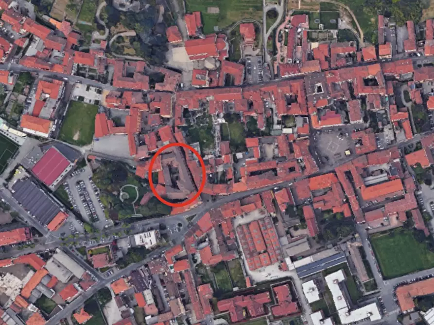 Immagine 9 di Negozio in vendita  in Via Camillo Benso Conte di Cavour a Oggiono