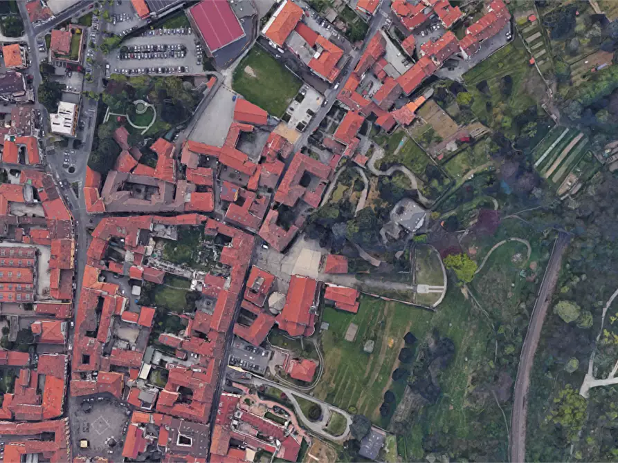 Immagine 11 di Negozio in vendita  in Via Camillo Benso Conte di Cavour a Oggiono
