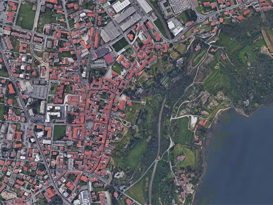 Immagine 12 di Negozio in vendita  in Via Camillo Benso Conte di Cavour a Oggiono