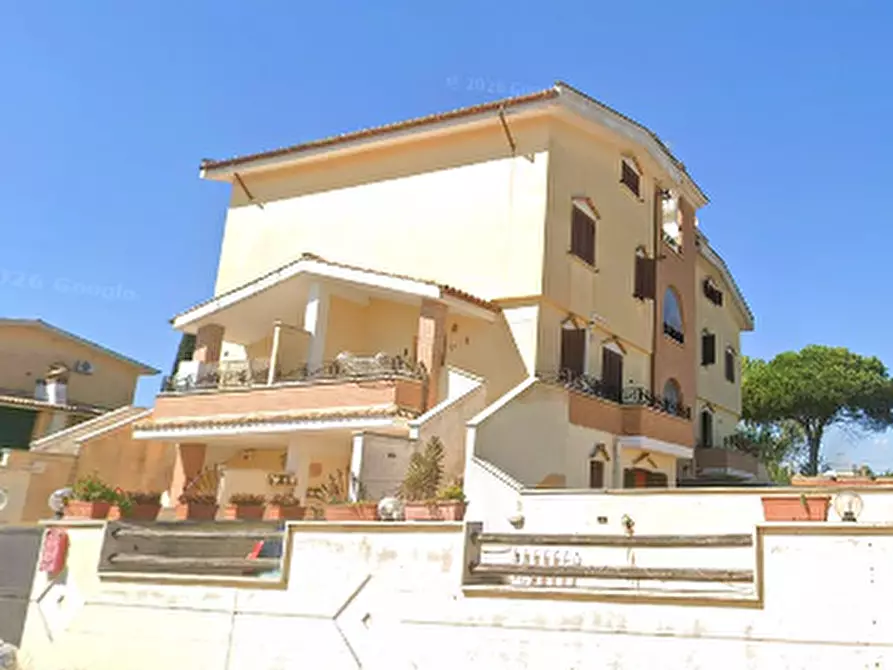 Immagine 14 di Porzione di villa in vendita  in Via Lago di Moro a Nettuno