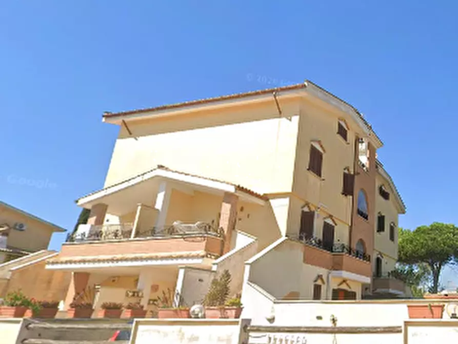 Immagine 6 di Porzione di villa in vendita  in Via Lago di Moro a Nettuno