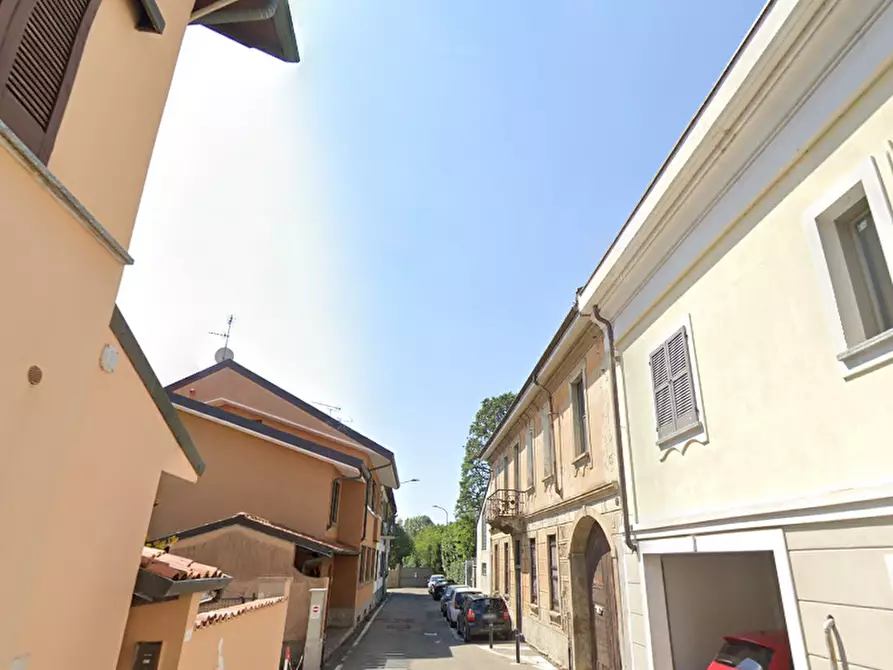 Immagine 8 di Garage in vendita  in Via Dante Alighieri a Arluno
