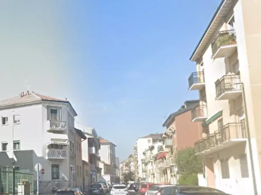 Immagine 6 di Appartamento in vendita  in Via Cadorna a Sesto San Giovanni