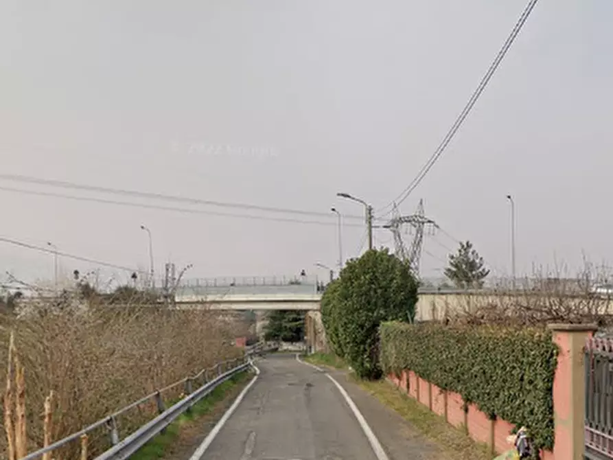 Immagine 3 di Terreno agricolo in vendita  in Via Orsini a Cesano Maderno