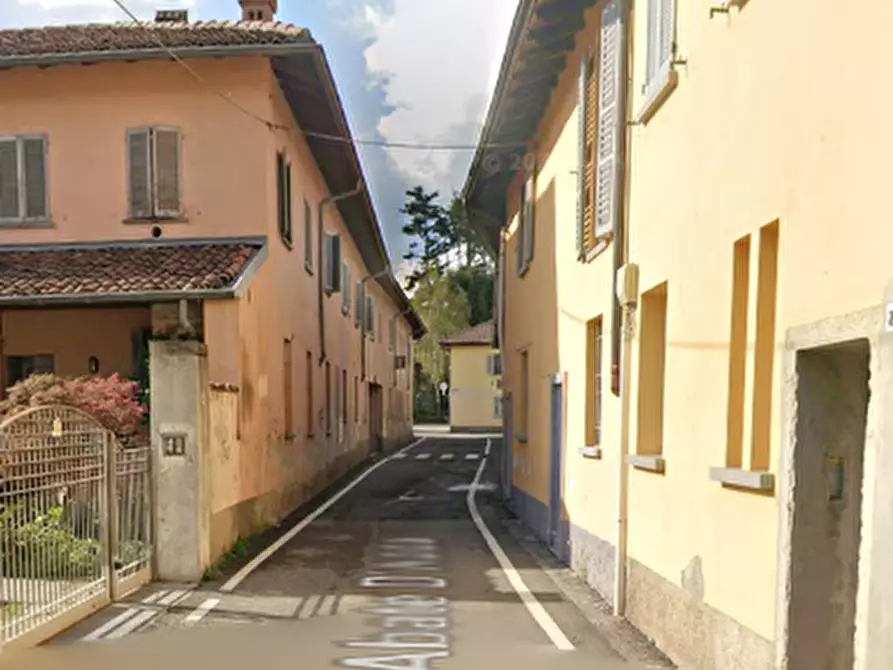 Immagine 3 di Appartamento in vendita  in Via Abate D'Adda a Arcore