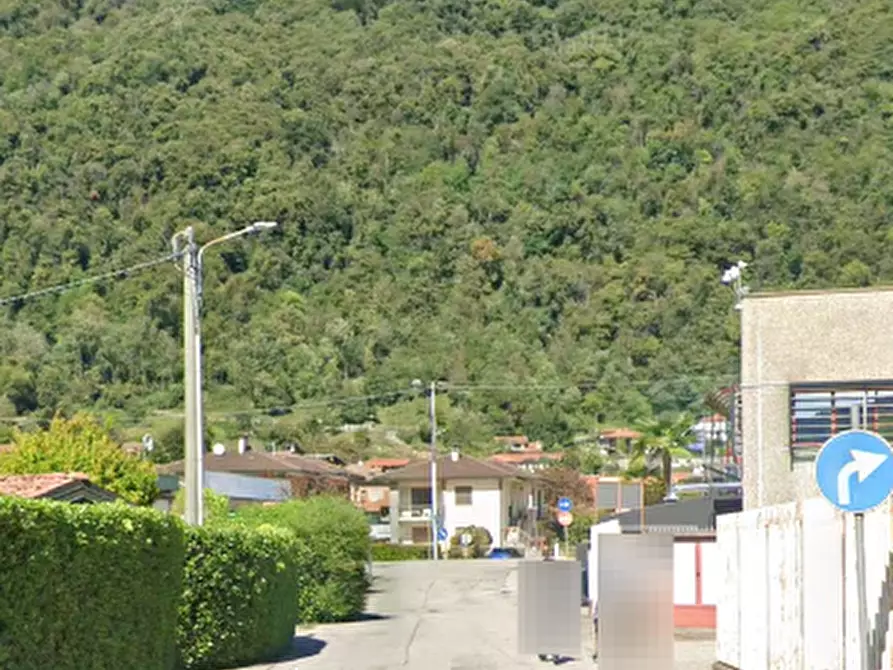 Immagine 8 di Garage in vendita  in Via delle Acquette a Cuveglio