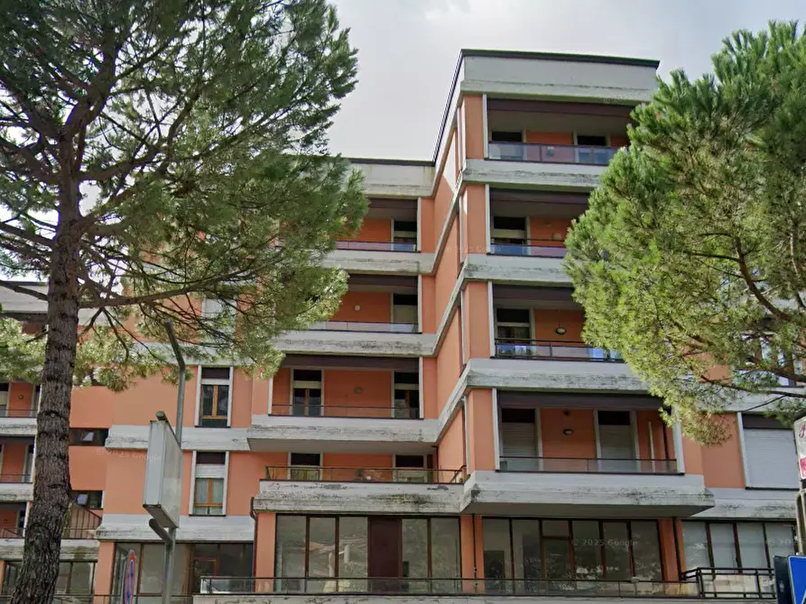 Immagine 2 di Negozio in vendita  in Via Alfonso Lamarmora a Lumezzane