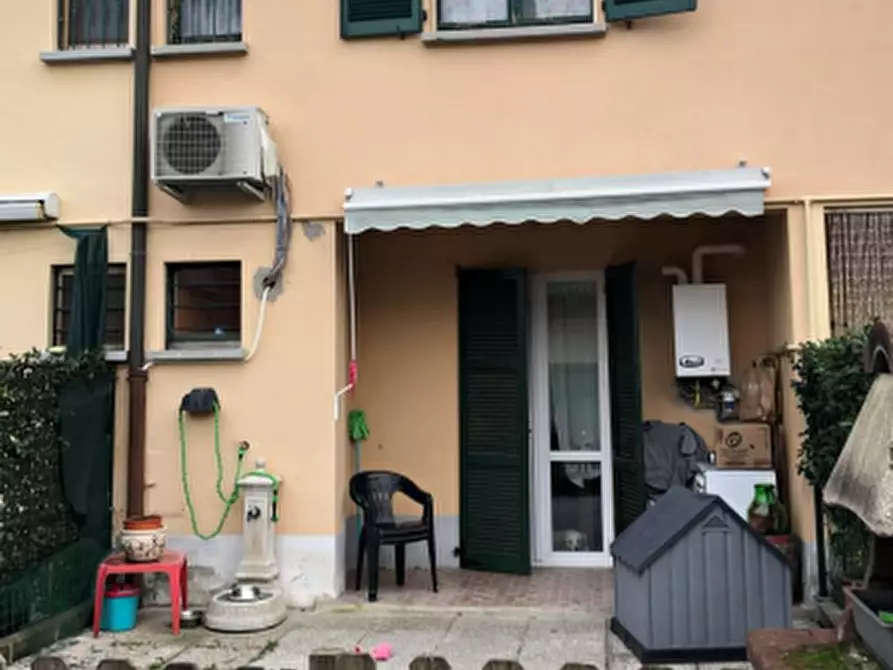 Immagine 6 di Appartamento in vendita  in Via Trento Trieste a Livraga
