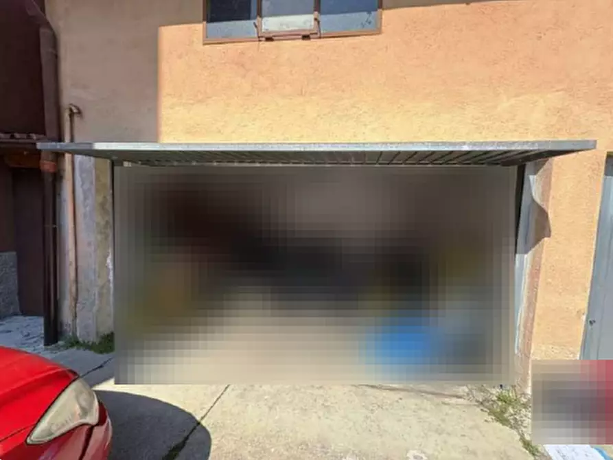 Immagine 4 di Appartamento in vendita  in Via Vittorio Emanuele II a Usmate Velate