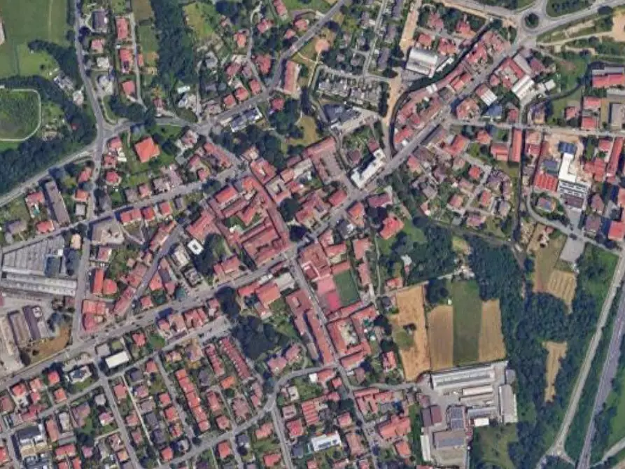 Immagine 13 di Appartamento in vendita  in Via Vittorio Emanuele II a Usmate Velate