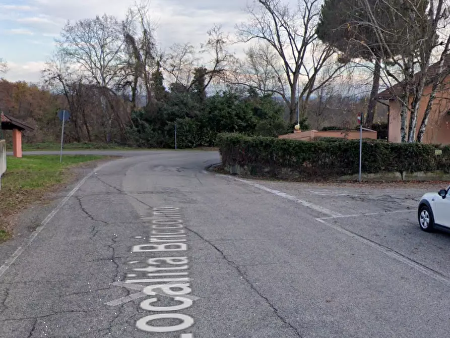 Immagine 23 di Villa in vendita  in Frazione Castiglione a Asti