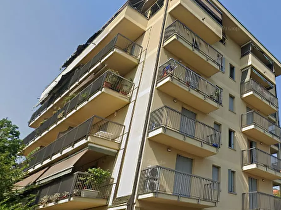 Immagine 9 di Appartamento in vendita  in Via Lucera a Milano
