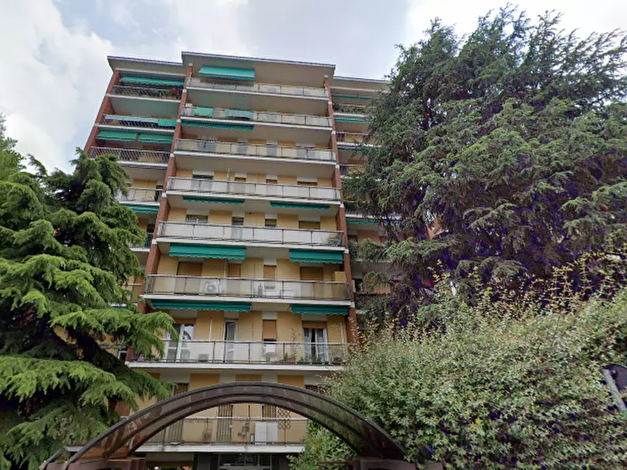 Immagine 10 di Appartamento in vendita  in Via Francesco Baracca a Desio