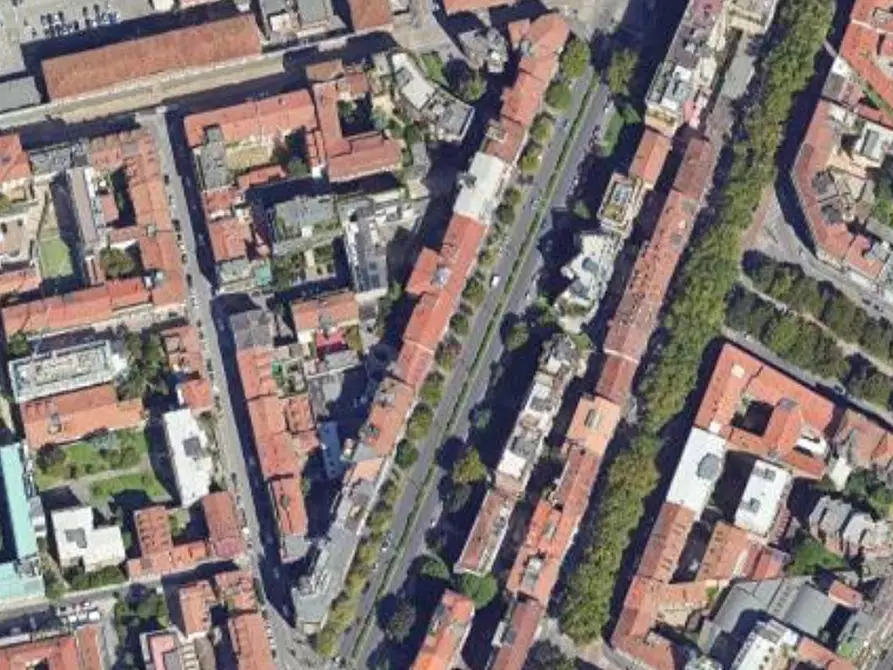 Immagine 5 di Posto auto in vendita  in Viale Emilio Caldara a Milano