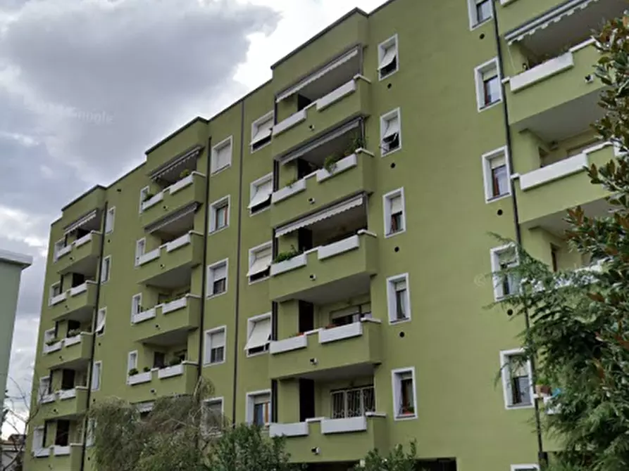 Immagine 4 di Appartamento in vendita  in Via Francesco Cilea a Cinisello Balsamo