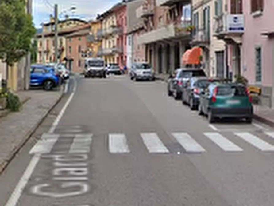 Immagine 5 di Negozio in vendita  in Via Giardini a Lama Mocogno