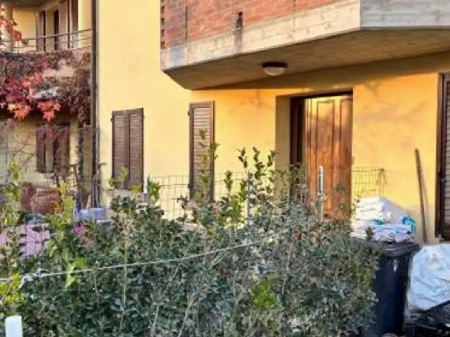 Immagine 3 di Appartamento in vendita  in Via S. Martini  a Reggio Nell'emilia
