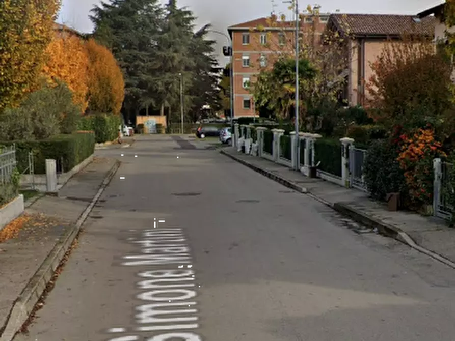 Immagine 10 di Appartamento in vendita  in Via S. Martini  a Reggio Nell'emilia