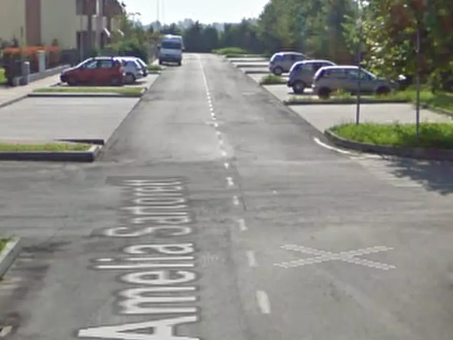 Immagine 11 di Appartamento in vendita  in Via Sartoretti Amelia a Reggiolo