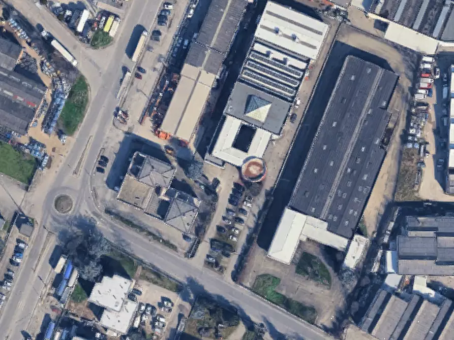 Immagine 6 di Capannone industriale in vendita  in Via G. Bovio a Reggio Nell'emilia