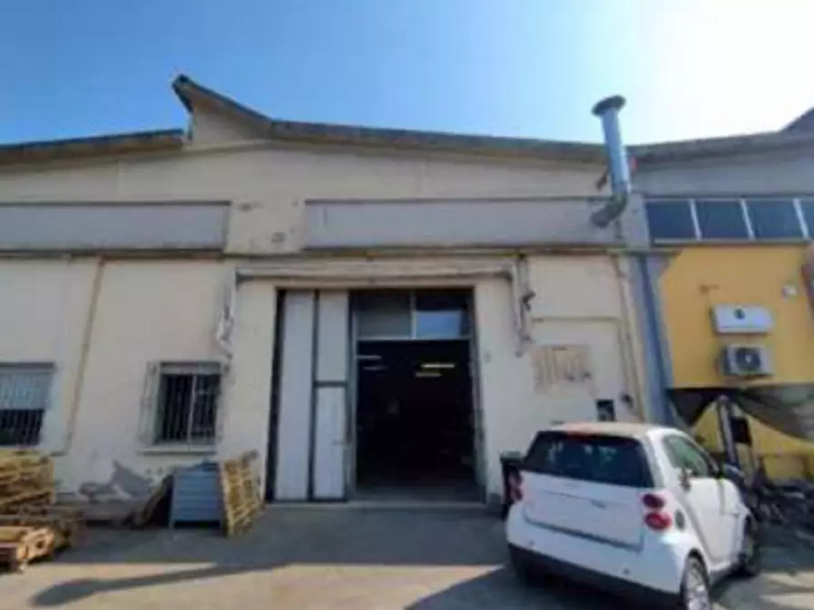 Immagine 2 di Capannone industriale in vendita  in Via G. Bovio a Reggio Nell'emilia