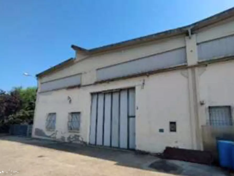 Immagine 3 di Capannone industriale in vendita  in Via G. Bovio a Reggio Nell'emilia
