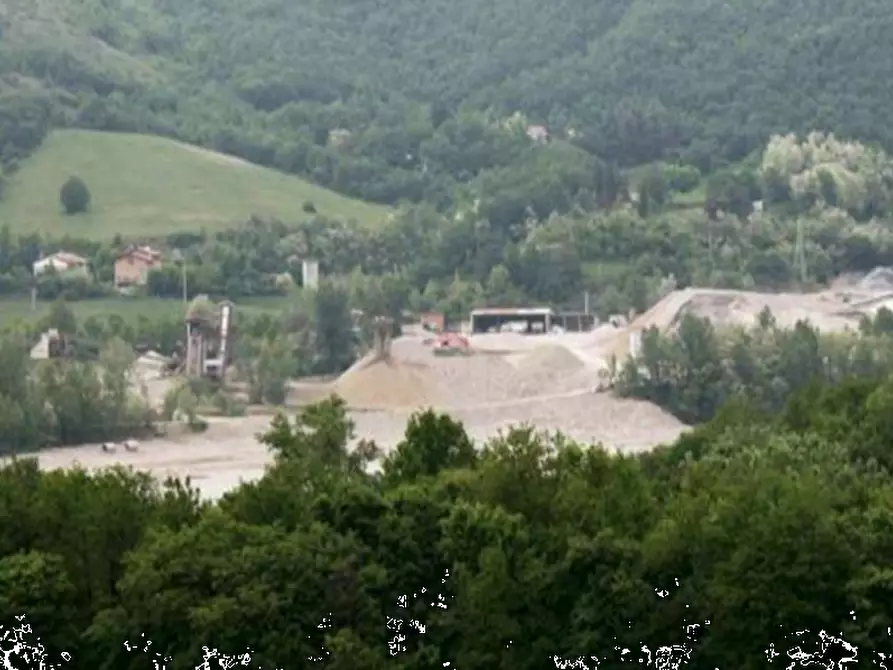 Immagine 1 di Terreno agricolo in vendita  in Via Radici Sud a Castellarano