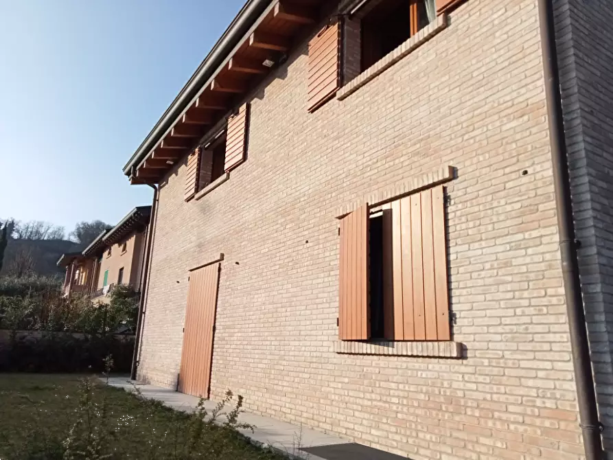 Immagine 4 di Villa in vendita  in Via San Francesco D'Assisi a Quattro Castella