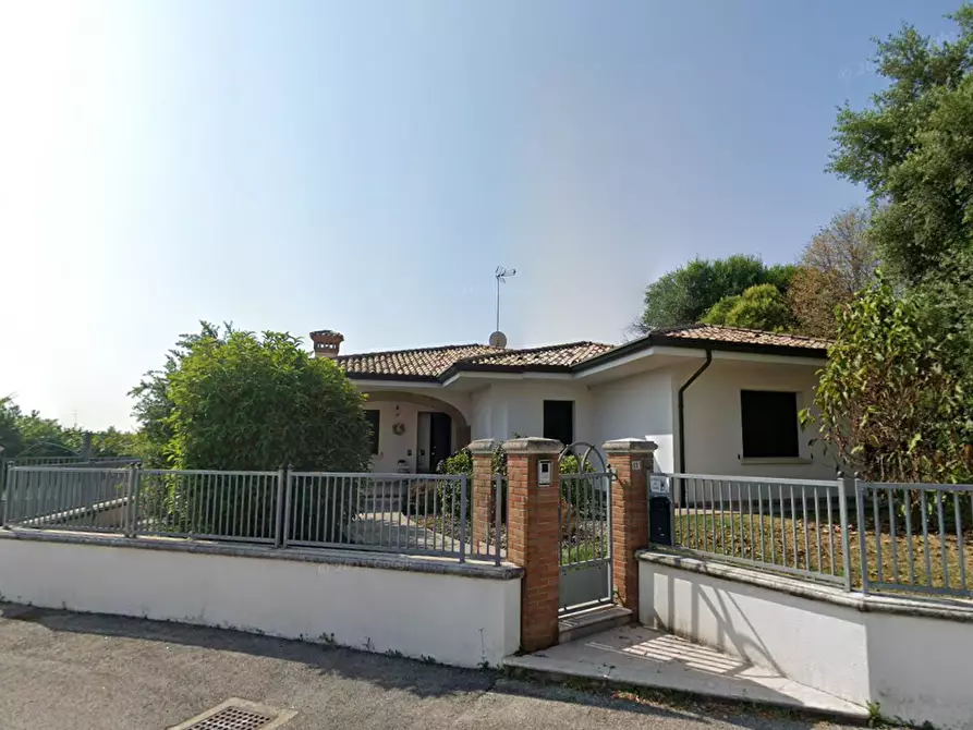 Immagine 8 di Villa in vendita  in Via Monte Cavallo a Cordenons