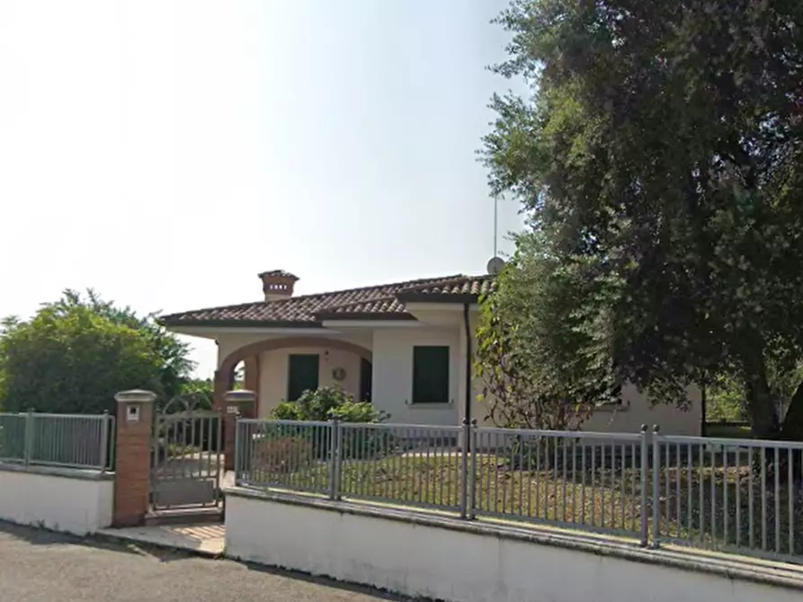 Immagine 10 di Villa in vendita  in Via Monte Cavallo a Cordenons
