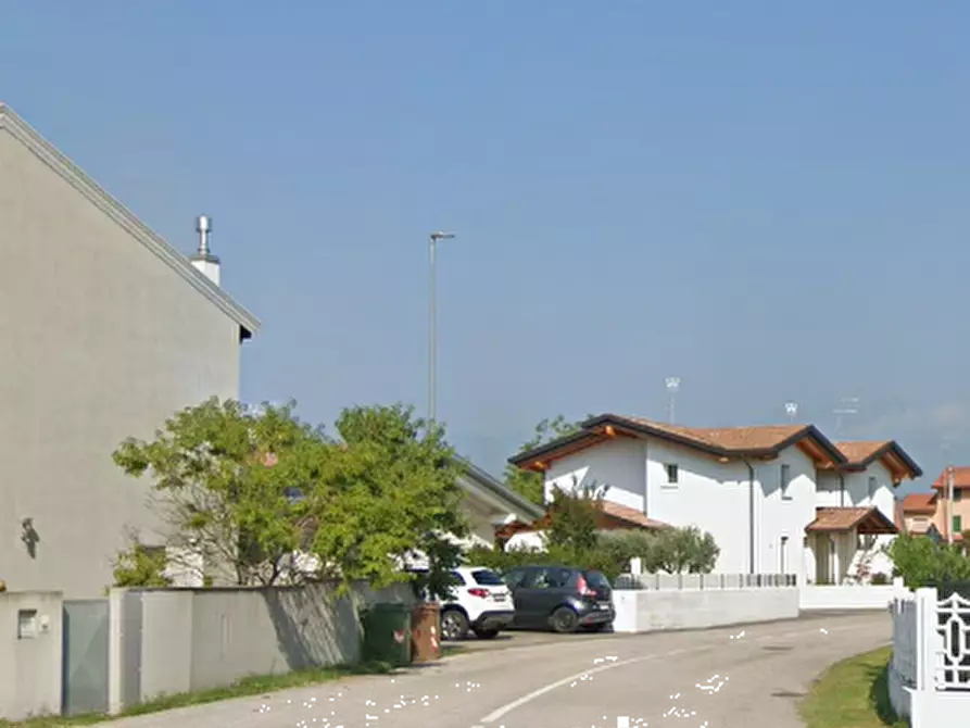 Immagine 16 di Villa in vendita  in Via Monte Cavallo a Cordenons